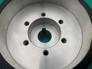 Alfa-Zentrale Nabenverlaengerung tief geschuesselt schwarz